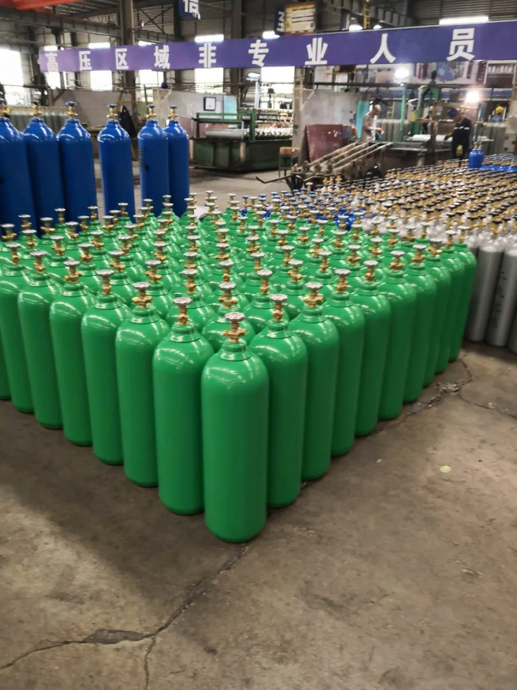 20L 200bar 5.7mm ISO Tped High Pressure Vessel Seamless Steel Gas Cylinder